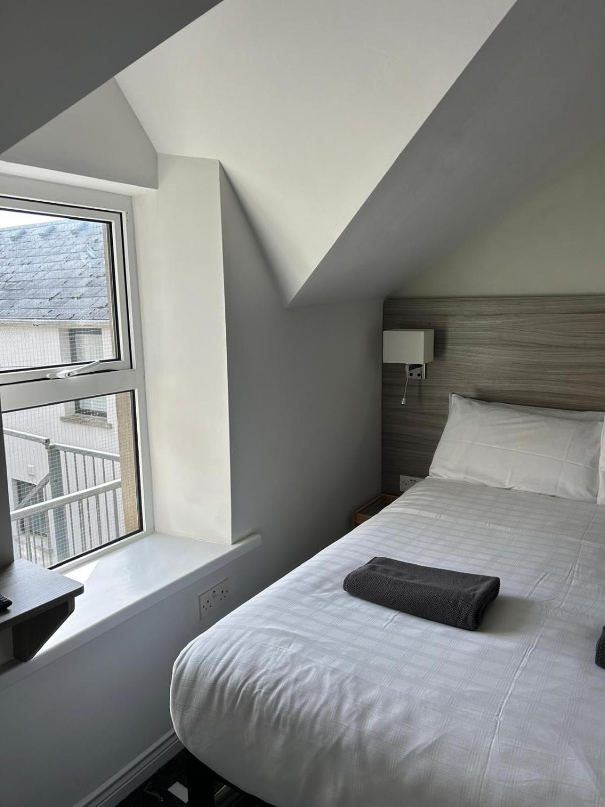 Causeway Bay Guesthouse Портраш Экстерьер фото